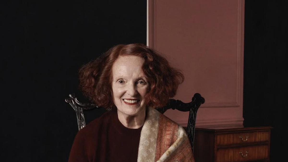 Grace Coddington dan Nicolas Ghesquière Luncurkan Koleksi Perjalanan Bertema Kucing Bersama Louis Vuitton