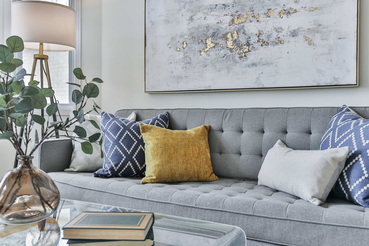 Panduan Lengkap AD untuk Menata Sofa yang Membuat Perbedaan